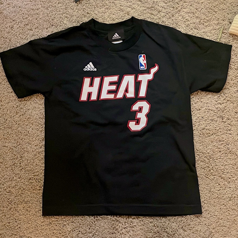 Vintage Adidas HEAT shirt, youth small. WADE on the back, brand new!